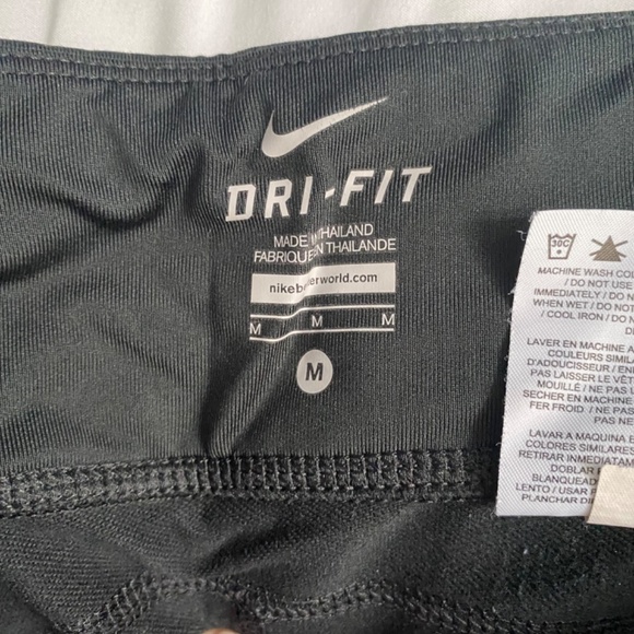 Nike lined leggings with ankle zippers - Picture 2 of 2